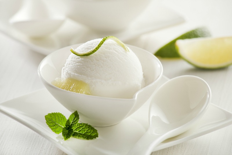 mojito ice cream in a bowl