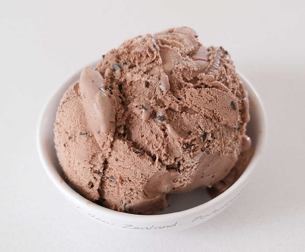 Bird's eye image of Creamy Classics Choc Chip Ice Cream.