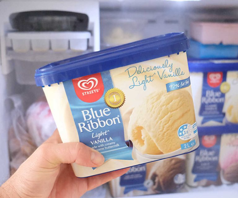 Review Of Streets Blue Ribbon Light Vanilla Ice Cream 2L - Scoop Club